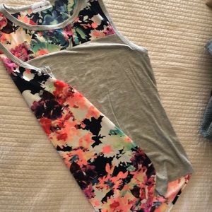 Floral Contrast Tank Top